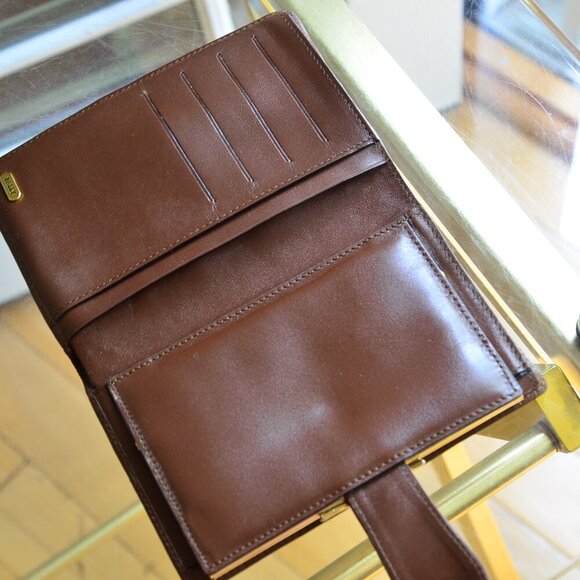 Bally Classic Wallet With Kisslock Coin Pocket - Picture 9 of 14